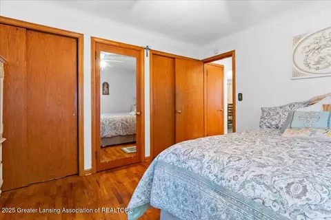Bedroom - 816 N Waterloo Ave, Jackson, MI 49202 photo 2 of 3