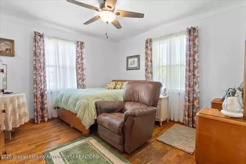 Bedroom - 816 N Waterloo Ave, Jackson, MI 49202 photo 3 of 3