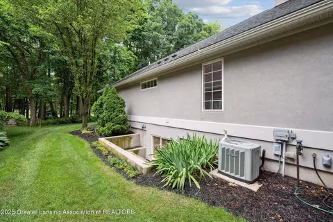 15316 Club Course Dr, Bath, MI 48808 photo 56