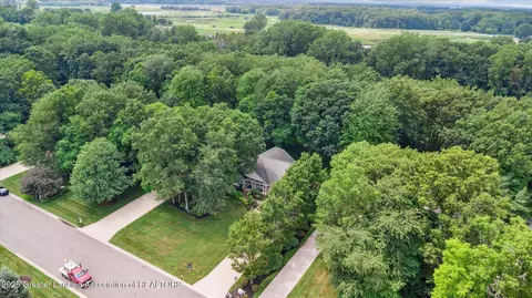 15316 Club Course Dr, Bath, MI 48808 photo 62