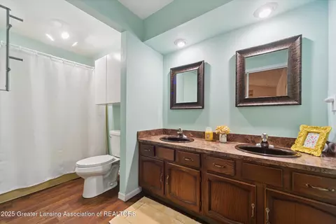 Bath - 3708 David Ln, Lansing, MI 48911 photo 1 of 2