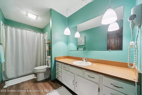 Bath - 3708 David Ln, Lansing, MI 48911 photo 2 of 2