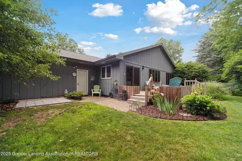 Exterior - 3708 David Ln, Lansing, MI 48911 photo 7 of 11