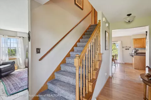 Entry Way - 12898 Walker Rd, Leslie, MI 49251 photo 1 of 4