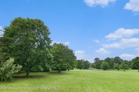 4350 Fruitbelt Ln, Williamston, MI 48895