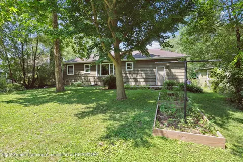 808 Robins Rd, Lansing, MI 48917 photo 36