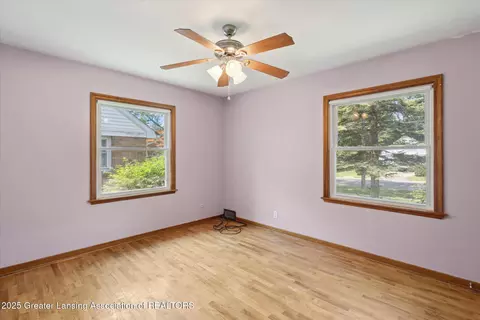 808 Robins Rd, Lansing, MI 48917 photo 20