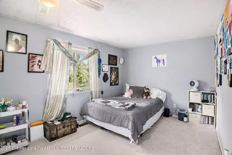 840 Armstrong Rd, Lansing, MI 48911 photo 11