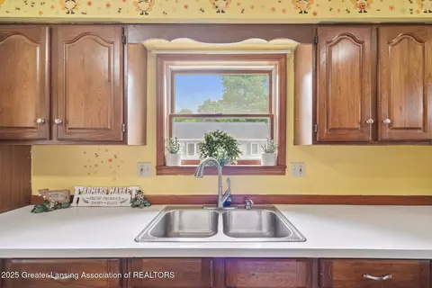 Kitchen - 445 S Oak St, Maple Rapids, MI 48853 photo 1 of 3