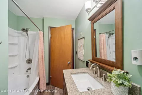 Bath - 445 S Oak St, Maple Rapids, MI 48853 photo 1 of 2