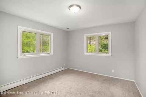 Bedroom - 11958 Eden Trl, Eagle, MI 48822 photo 3 of 3