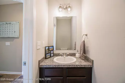 Entry Way - 13855 Bauerle Rd, Dewitt, MI 48820 photo 1 of 1
