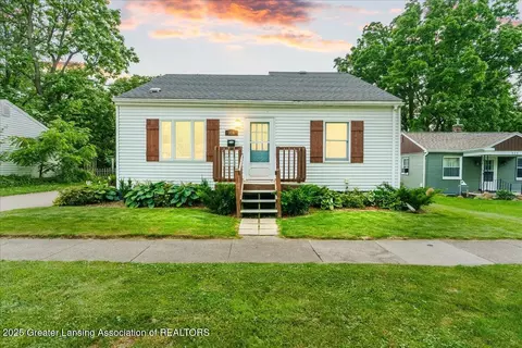 316 Leasia St, Williamston, MI 48895