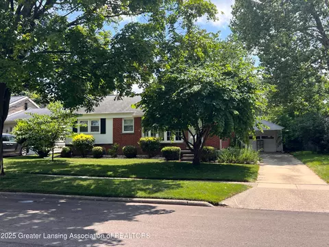 3515 Macon Ave, Lansing, MI 48917
