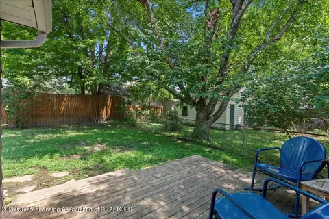 Exterior - 1014 Smith Ave, Lansing, MI 48910 photo 5 of 10