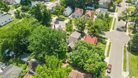 View/Area - 1014 Smith Ave, Lansing, MI 48910 photo 4 of 8