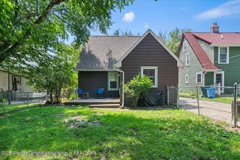 Exterior - 1014 Smith Ave, Lansing, MI 48910 photo 6 of 10