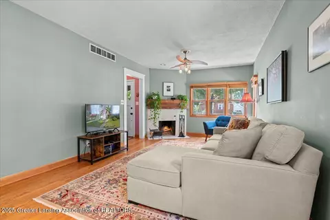 Living - 1014 Smith Ave, Lansing, MI 48910 photo 1 of 1