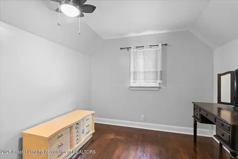 Bedroom - 1014 Smith Ave, Lansing, MI 48910 photo 5 of 6