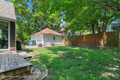 Exterior - 1014 Smith Ave, Lansing, MI 48910 photo 4 of 10