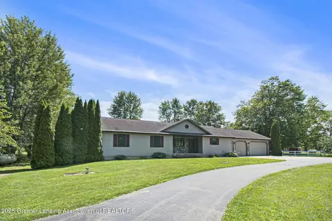 4040 E Grand River Ave, Portland, MI 48875