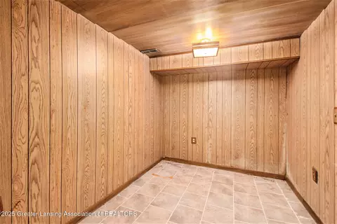 4227 Barton Rd, Lansing, MI 48917 photo 32