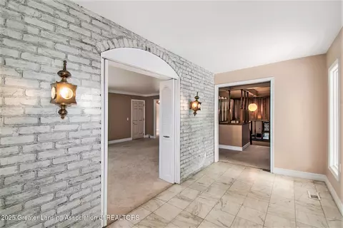 4227 Barton Rd, Lansing, MI 48917 photo 3