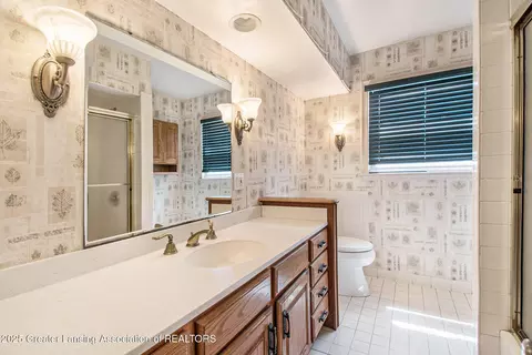 4227 Barton Rd, Lansing, MI 48917 photo 27