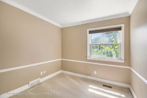 4227 Barton Rd, Lansing, MI 48917 photo 22