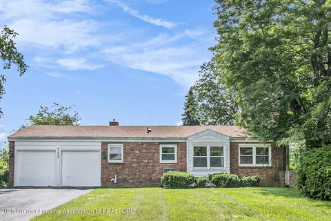 4227 Barton Rd, Lansing, MI 48917 photo 37