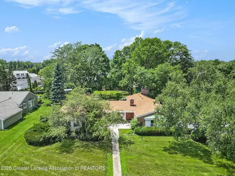 4227 Barton Rd, Lansing, MI 48917 photo 41