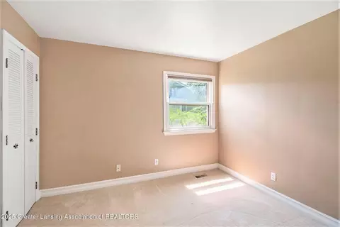4227 Barton Rd, Lansing, MI 48917 photo 25
