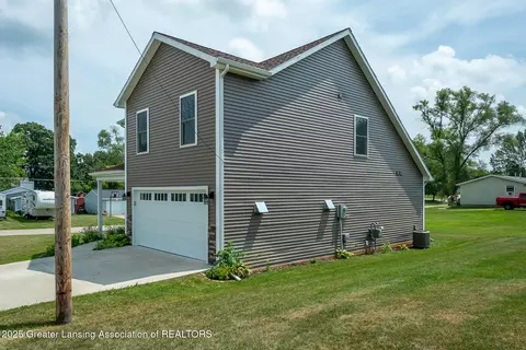 112 E Barber St, Ithaca, MI 48847 photo 5