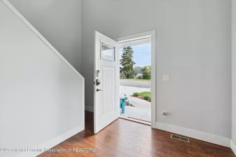 112 E Barber St, Ithaca, MI 48847 photo 12