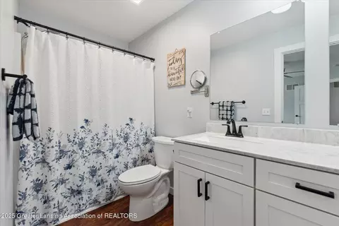112 E Barber St, Ithaca, MI 48847 photo 27