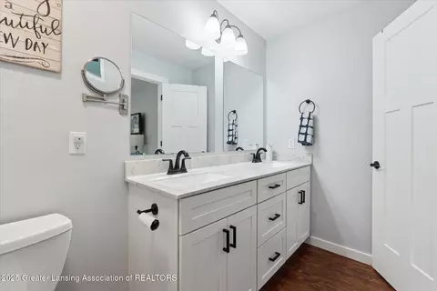 112 E Barber St, Ithaca, MI 48847 photo 28