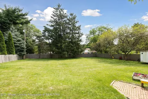 Undisclosed, Okemos, MI 48864 photo 43