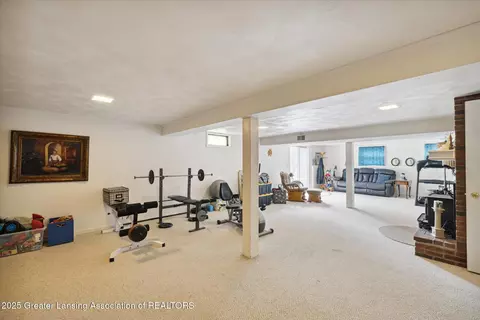 Undisclosed, Okemos, MI 48864 photo 35
