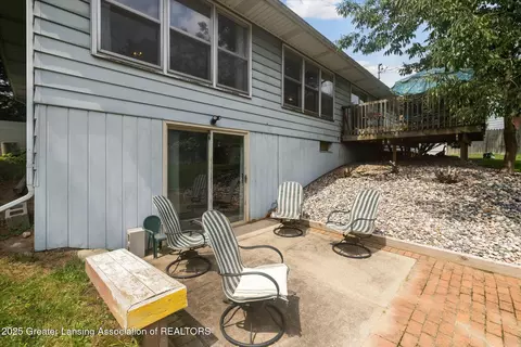 Undisclosed, Okemos, MI 48864 photo 39