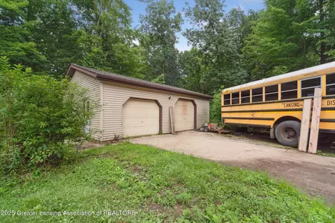 Exterior - 9428 S Wright Rd, Eagle, MI 48822 photo 5 of 5