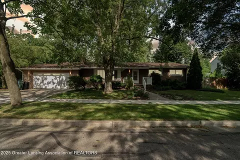 522 Cowley Ave, East Lansing, MI 48823