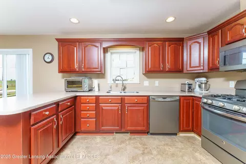 7741 E Garfield Rd, Ashley, MI 48806 photo 12