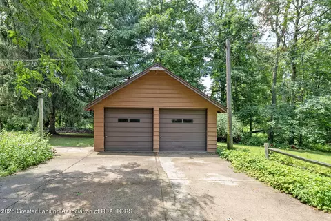 4580 Pardee Rd, Webberville, MI 48892 photo 3