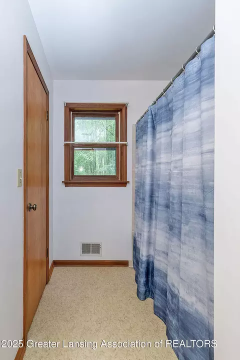 4580 Pardee Rd, Webberville, MI 48892 photo 17