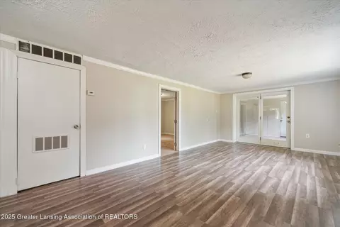 Living - 5504 Ann Dr, Bath, MI 48808 photo 1 of 2