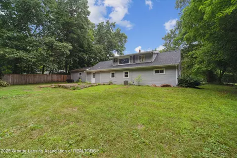 Exterior - 5504 Ann Dr, Bath, MI 48808 photo 2 of 2