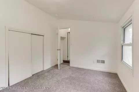 Bedroom - 834 E Gier St, Lansing, MI 48906 photo 2 of 3