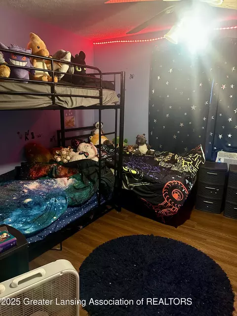 Bedroom - 116 Elm St, Mason, MI 48854 photo 5 of 6