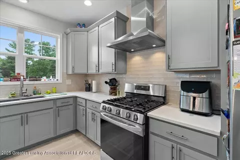 12879 Warm Creek Dr, Dewitt, MI 48820 photo 19