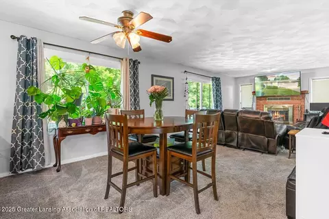 13160 Shadybrook Ln, Dewitt, MI 48820 photo 14